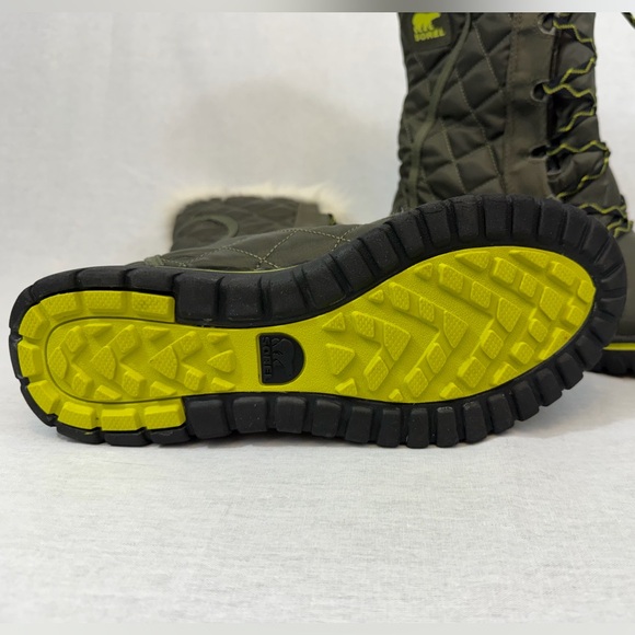 Sorel Cozy Cate Peat Moss Quilted Winter Lace-Up Boots - Picture 11 of 14